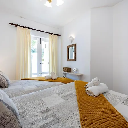 Coolhouses Algarve Luz,3 Bed Townhouse, Lovely Sea View, Walking Distance To Beach, Casa 24 Lbc *