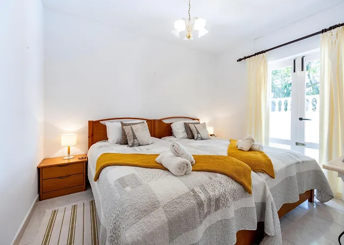 Casa vacanze Coolhouses Algarve Luz,3 Bed Townhouse, Lovely Sea View, Walking Distance To Beach, Casa 24 Lbc