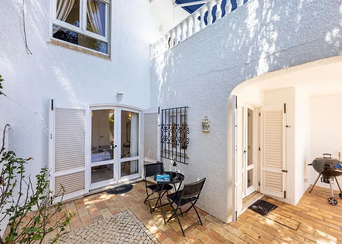 Casa vacanze Coolhouses Algarve Luz,3 Bed Townhouse, Lovely Sea View, Walking Distance To Beach, Casa 24 Lbc Luz