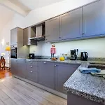 Feriehus Coolhouses Algarve Luz,3 Bed Townhouse, Lovely Sea View, Walking Distance To Beach, Casa 24 Lbc