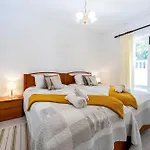 Feriehus Coolhouses Algarve Luz,3 Bed Townhouse, Lovely Sea View, Walking Distance To Beach, Casa 24 Lbc