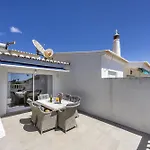 Coolhouses Algarve Luz,3 Bed Townhouse, Lovely Sea View, Walking Distance To Beach, Casa 24 Lbc Σπίτι διακοπών