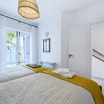 Coolhouses Algarve Luz,3 Bed Townhouse, Lovely Sea View, Walking Distance To Beach, Casa 24 Lbc *