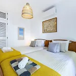 Coolhouses Algarve Luz,3 Bed Townhouse, Lovely Sea View, Walking Distance To Beach, Casa 24 Lbc *